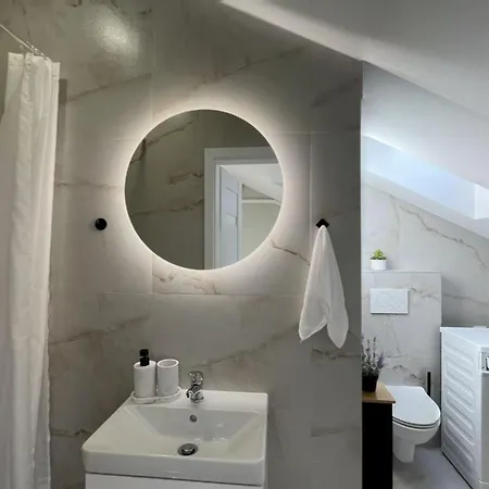 Апартаменты Stylish In The Heart Of