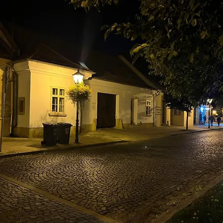 Main Square Grey With Parking *