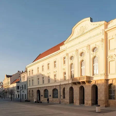 Διαμέρισμα Main Square Grey With Parking